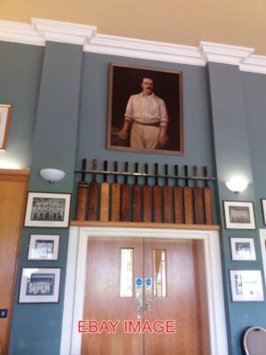 PHOTO  TRENT BRIDGE PAVILION CRICKET MEMORABILIA AT TRENT BRIDGE CRICKET GROUND