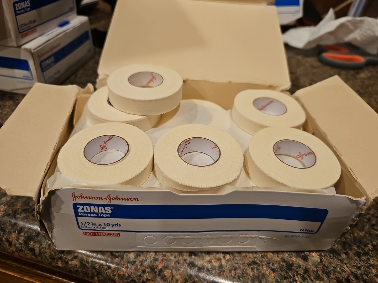 Johnson & Johnson Zonas Porous Athletic White Tape 1/2”X 10yds 24