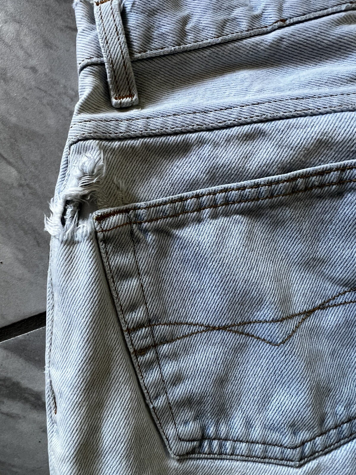 VINTAGE ANCHOR BLUE PLEATED BAGGY JEANS MENS 33X32 BL… Gem