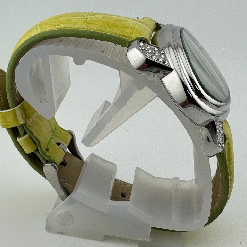 Activa Swiss Quartz Watch Unisex 30m Silver Green Wide Oval Analog New Battery - Image 3 of 4