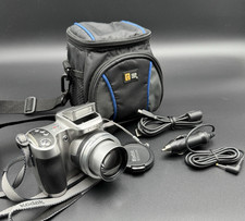 Kodak EasyShare Z710 7.1MP 10x Zoom Digital Camera AA Car Charger Bundle