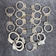 Smith & Wesson, HIATTS American England Double Lock set Of 9 Handcuffs No Keys