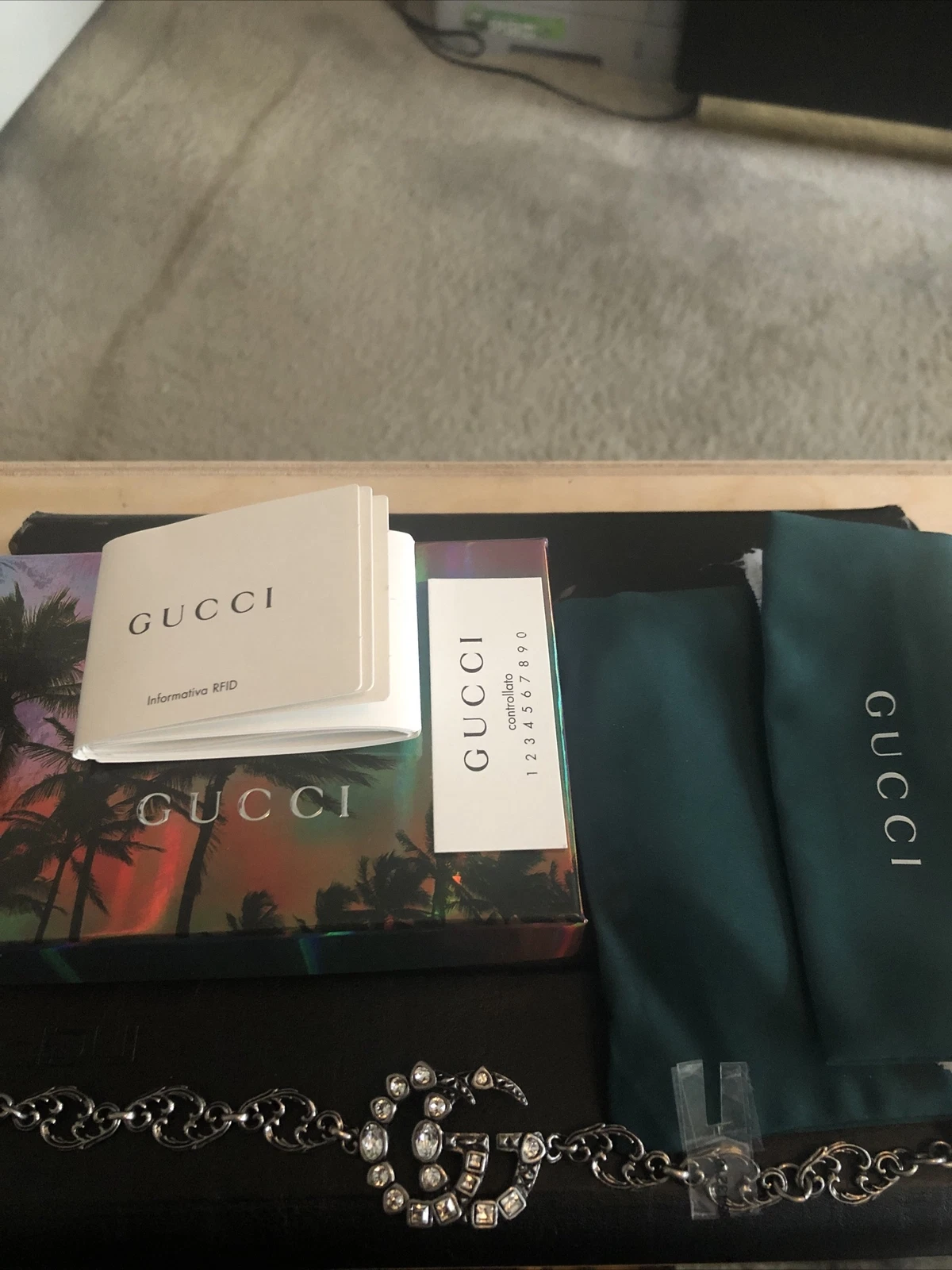 Bracelet Gucci cristal argent GG Marmont double logo déclaration bijoux