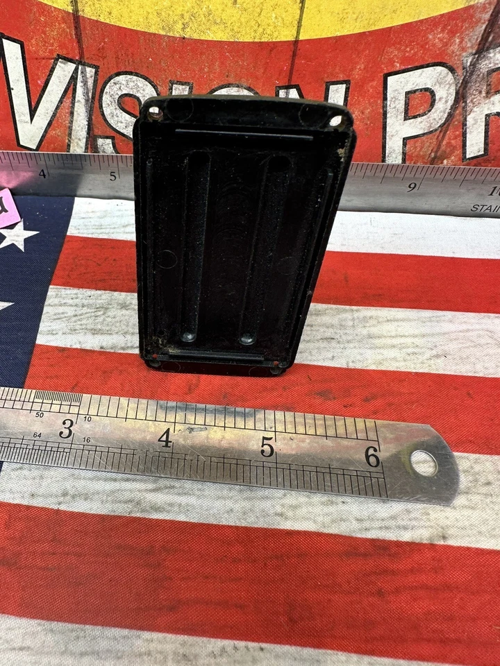 CUBIERTA DE CAJA DE RADIO/CHASIS XTM VINTAGE -usada- Foto 4 de 4