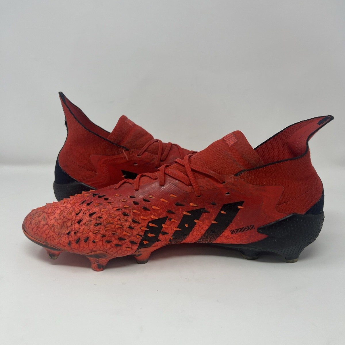 Adidas PREDATOR FREAK.1 FG Demonskin FY6256 Red Natural Turf US