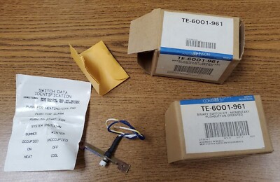  JOHNSON CONTROLS TE-6001-961 BINARY SWITCH LOT OF 2!