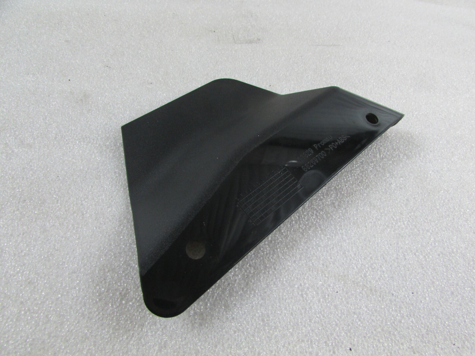 Ferrari California T, LH, Lateral Trunk Trim Plastic, Used, P/N 86269700