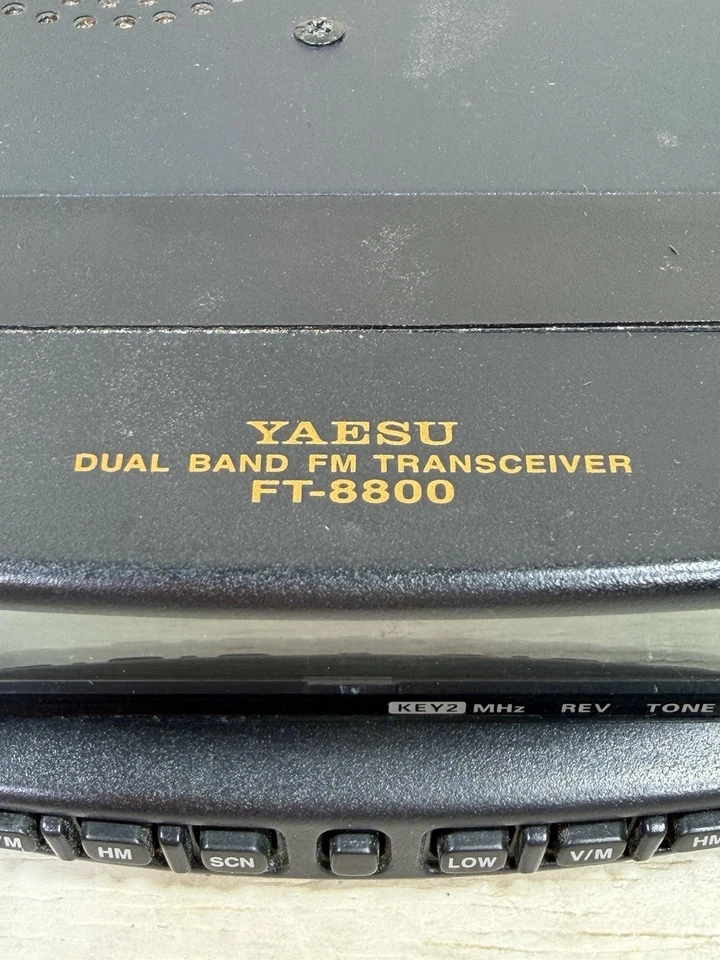 Transceptor de radioaficionado con micrófono Yaesu FT-8800R Japón Foto 4 de 4