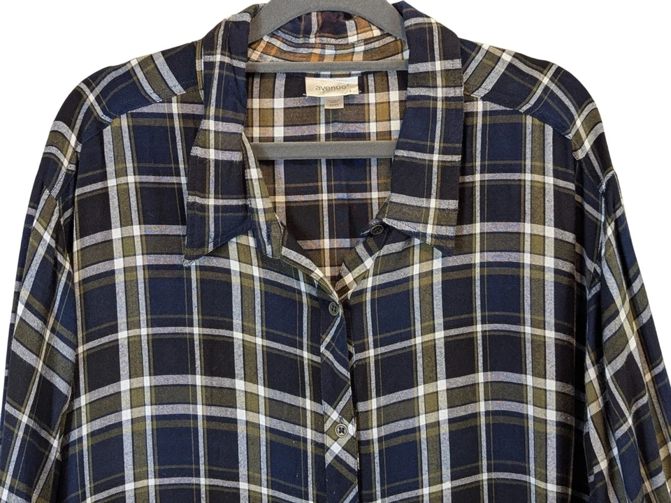 Camisa Avenue para mujer talla grande 30 a cuadros con botones look al aire libre ocio atemporal Foto 3 de 4