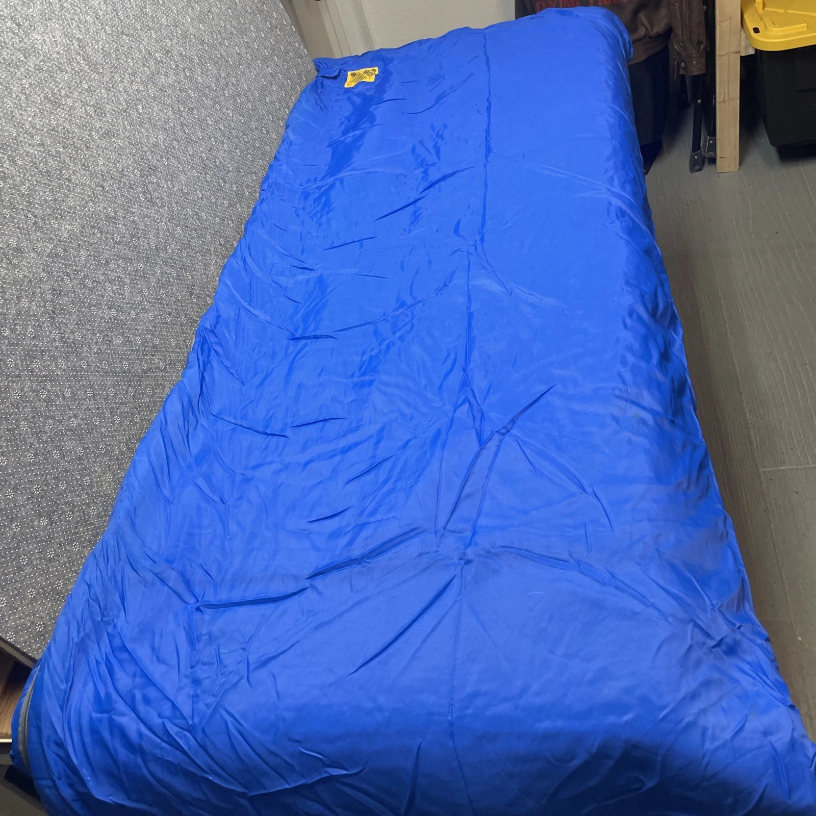 Kelty Vintage Light Weight Made In U.S.A. Thermal Sleeping Bag Blue Adult JD AP