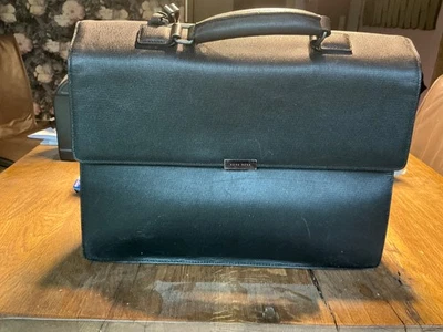 elegante Aktentasche von Hugo Boss, schwarz, guter Zustand - Bild 1 von 4