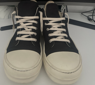 Rick Owens DRKSHDW Men s Canvas Low-Top Sneakers Black/White US 9 EU 42