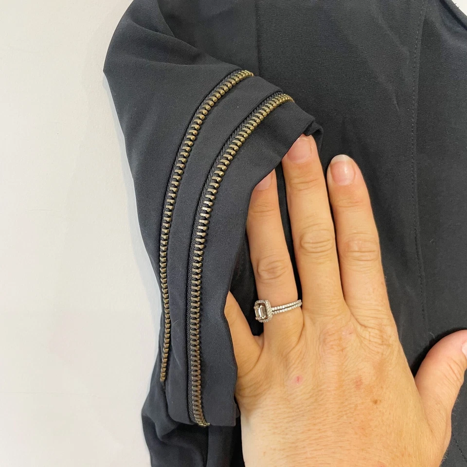 Mini Vestido Vaina Jay Godfrey Para Mujer Manga Corta Negro 8 Cuello en V Cremallera Recortada Foto 2 de 4