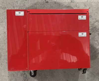 Rare Vintage SNAP-ON Tools Mini Toy Model Wheeled Tool Box Chest