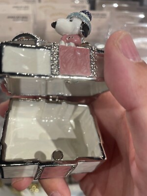 USJ Exclusive Peanuts Snoopy Jewelry case 2023 Christmas limited