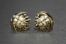 14K Solid Yellow Gold 11MM Polished Sun And Moon With Ball Screw Back Earrings.