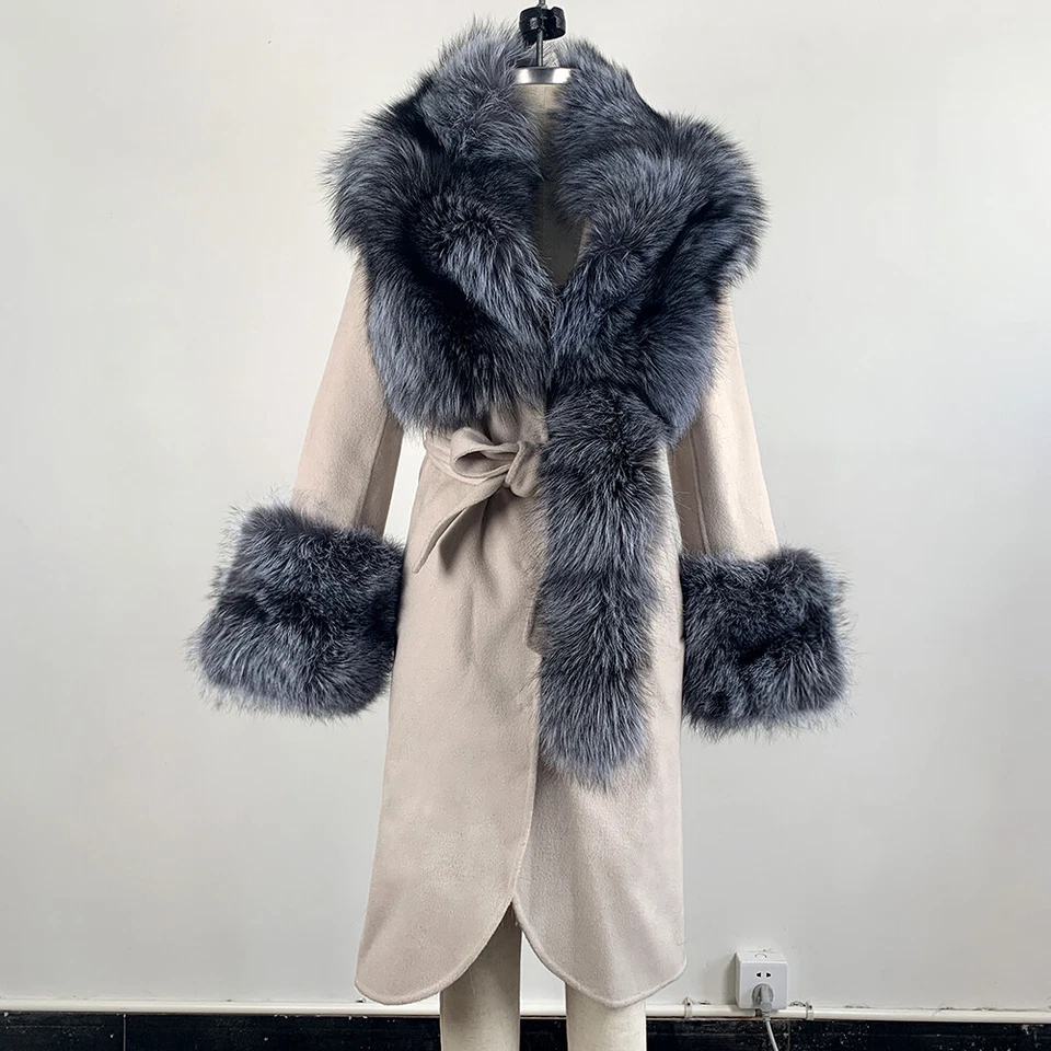 Women Wool Coat Real Silver Fox Fur Collar Wide Fox Sleeves Warm Thick Jacket - Image 3 of 4