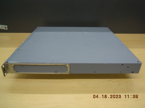 Puerta de enlace de servicios SSD Juniper SRX750E-AP 16 puertos 1G y 4x 10G SFP+ y 100 GB #R183 - Imagen 5 de 16