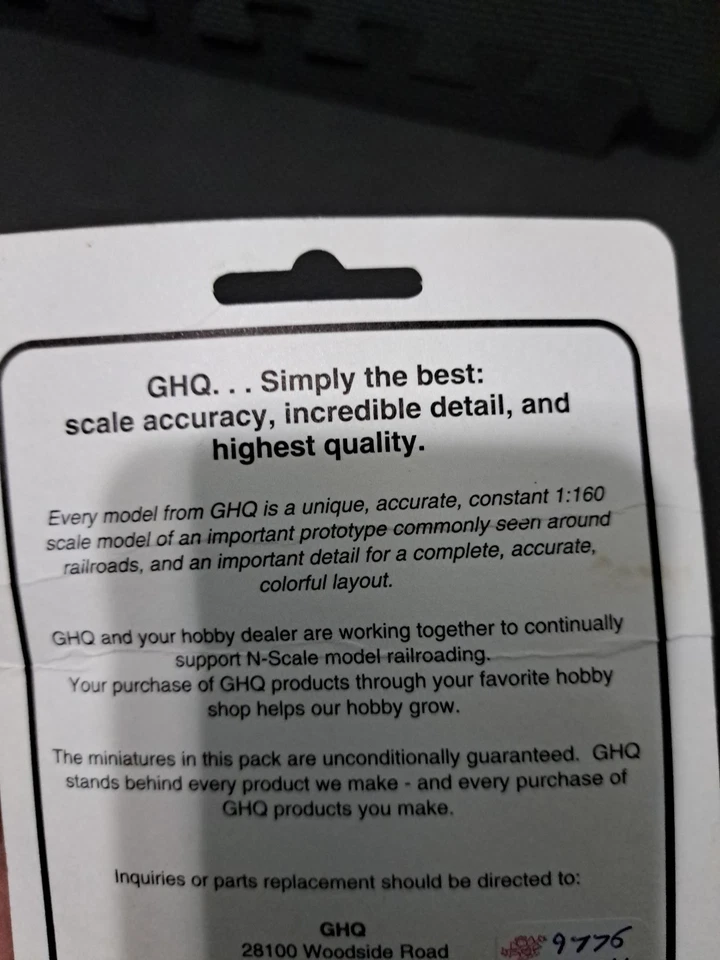 Kit Modelo Ambulancia Escala N GHQ 54-012 PELTRE Foto 2 de 2