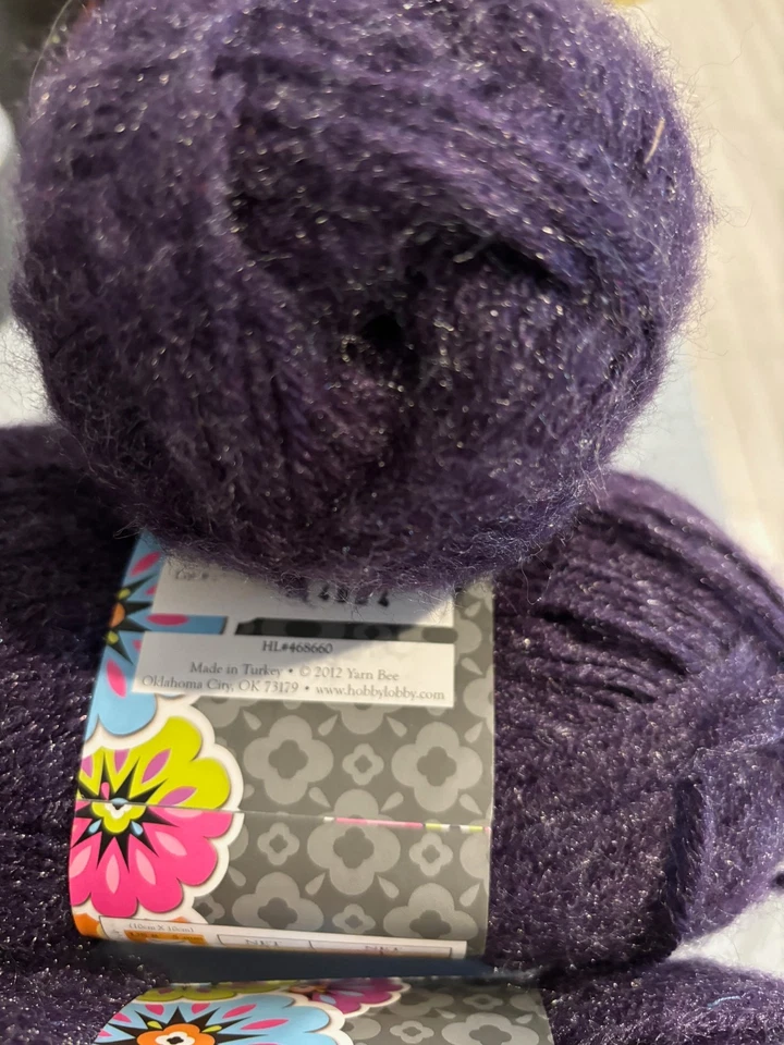 Hilo de abeja efervescente: Color is Regency #4 peso: Lote de 3, 224 yardas cada uno Foto 4 de 4