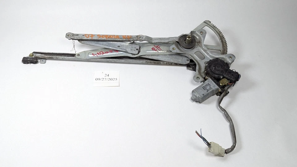 Regulador de ventana de puerta delantera derecha Toyota Sequoia 2001-2007 con motor 69801-0C020 Foto 3 de 4