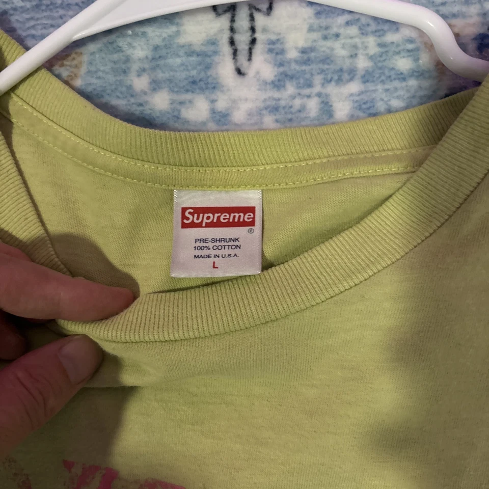 Camiseta Supreme Vintage Butthole Surfers verde lima y rosa Supreme Skateboards Foto 4 de 4