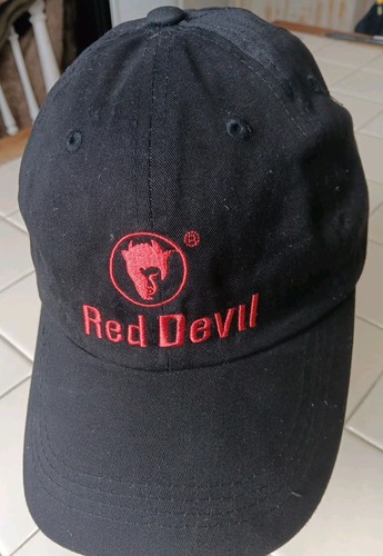 Red Devil SnapBack Regulowany czarno-czerwony kapelusz Red Devil Produkty - Zdjęcie 2 z 5
