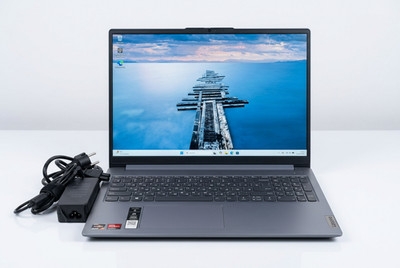 Lenovo IdeaPad Slim 3 (16ABR8) 15  Ryzen 7 7730U 16GB 512GB SSD WIN11 Home