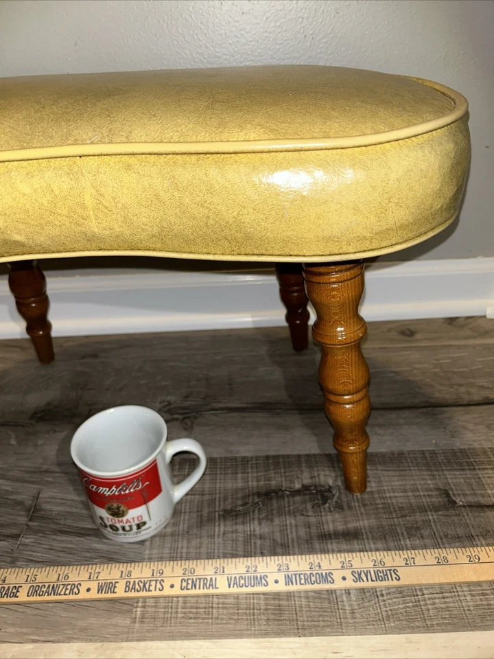 HERMOSO TABURETE DE PIE MCM DE COLECCIÓN VERDE JALEA EN FORMA DE MADERA VINILO OTOMANA RARO USADO EN EXCELENTE ESTADO Foto 3 de 4