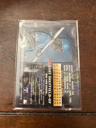 1995 Topps Embossed - Golden Idols #2 Gary Sheffield - Picture 2 of 2