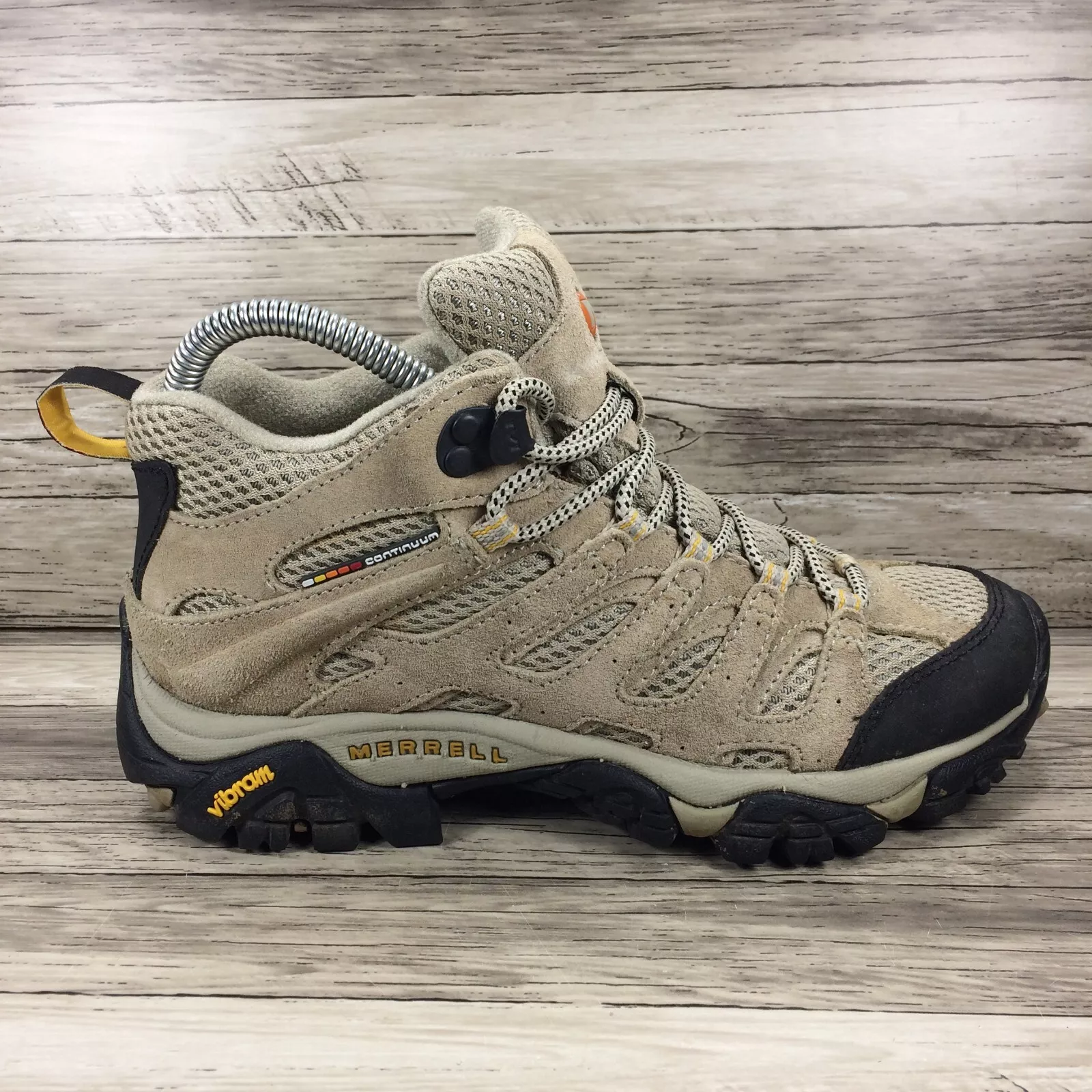 merrell moab 2 vent mid lace up boots