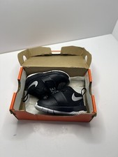with box Nike Team Hustle D8 Athletic Shoes Size 4Y G2U