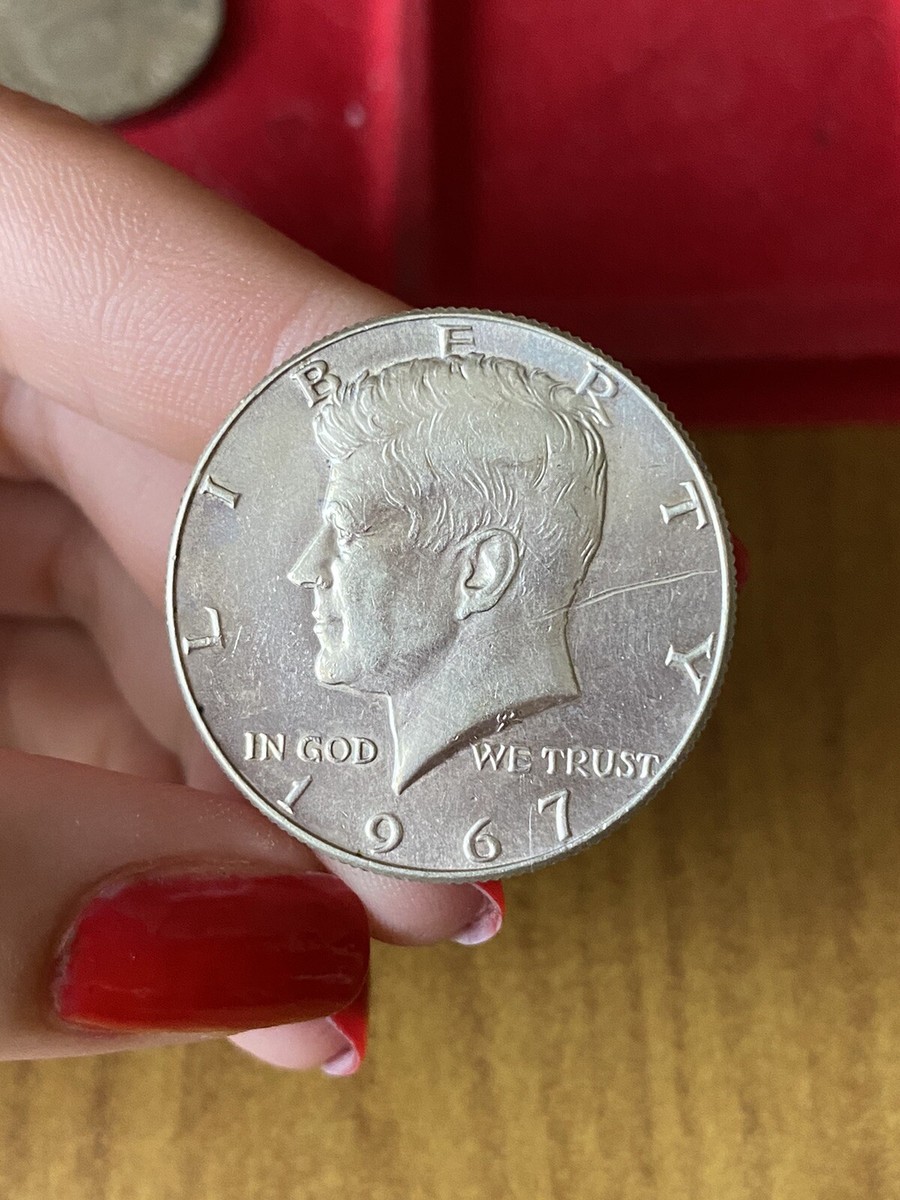 Moneta Commemorativa USA Mezzo Dollaro JFK Kennedy Con Cane Chihuahua Colorata, Non Circolata