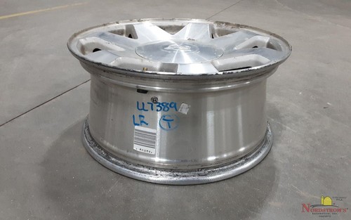 2002 Cadillac Escalade 17" Wheel Rim 17x7-1/2, 6 lug, 5-1/2" Alum - Picture 2 of 7