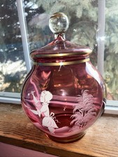 Tarro de vidrio transparente rojo arándano estilo Mary Gregory pintado a mano vintage árboles de dama