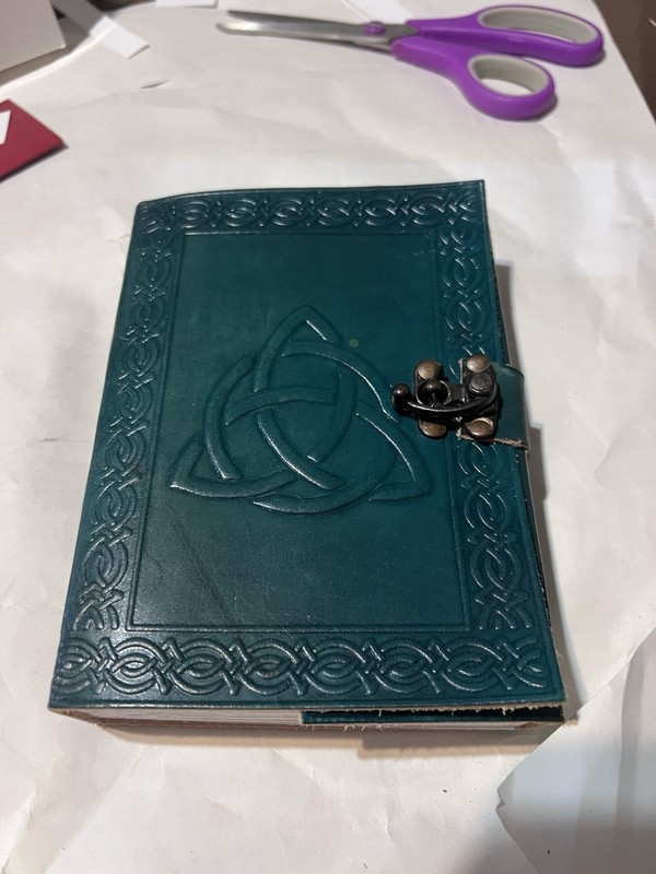 Green Celtic Knots Embossed Leather Latch 5x7" Journal Linen Parchment Pages