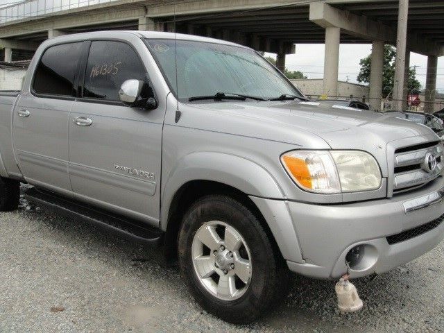 2000-2006 Toyota Tundra Front Differential Carrier Assembly 3.91 Ratio