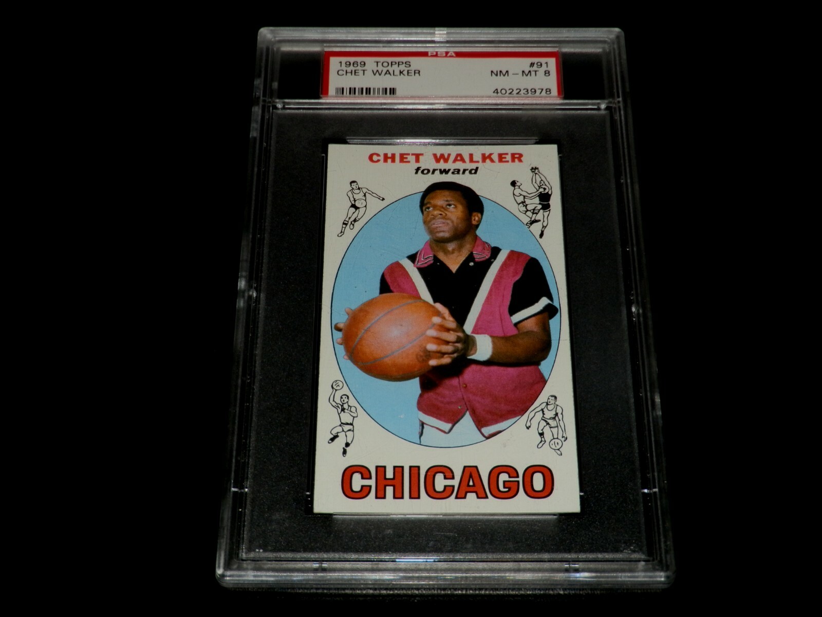 CHET WALKER 1969 TOPPS #91 ROOKIE CARD HOF CHICAGO BULLS NBA BASKETBALL RC PSA 8