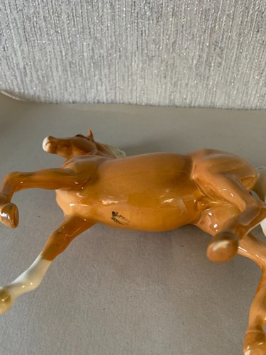 BESWICK HORSE PONY PRANCING ARAB PALOMINO GLOSS No. 1261 PERFECT 1ST VERSION - Picture 8 of 8