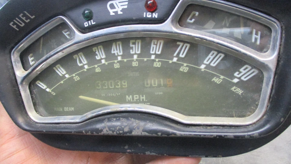 AUSTIN A50 CAMBRIDGE VELOCÍMETRO CALIBRE CLÚSTER Foto 4 de 4