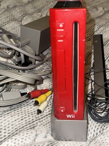 Red Wii - Picture 11 of 11