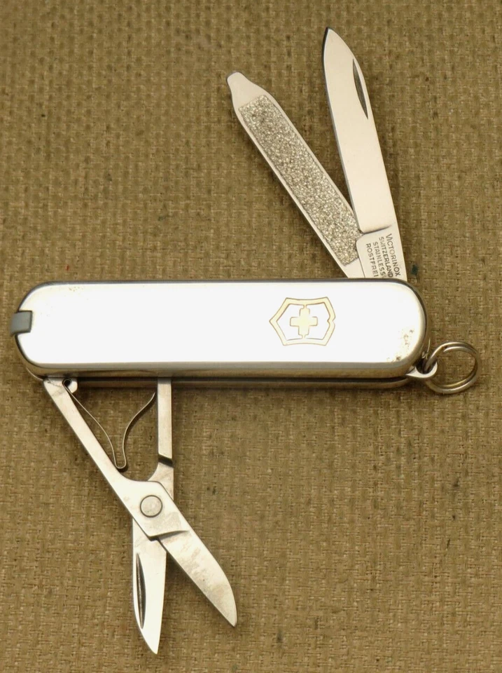 Victorinox Swiss Army Classic SD - RARE Sterling Silver Handles TIFFANY & CO - Image 2 of 4
