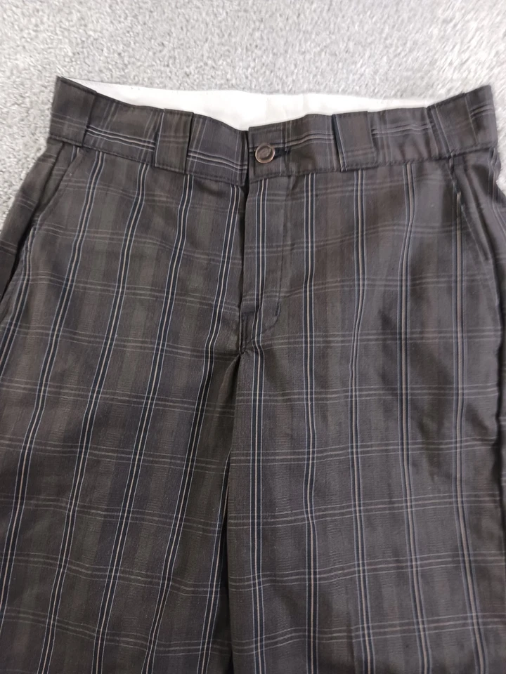 Pantalones Cortos Dickies 30 Para Hombre Marrón Cuadros Mezcla Poliéster Frente Plano 12" Entrepierna Foto 2 de 4