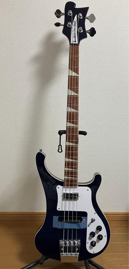 Rickenbacker4001 Midnight blueタイプ 1980 Rickenbacker 4001 - Midnight Blue The Rickenbacker 4001