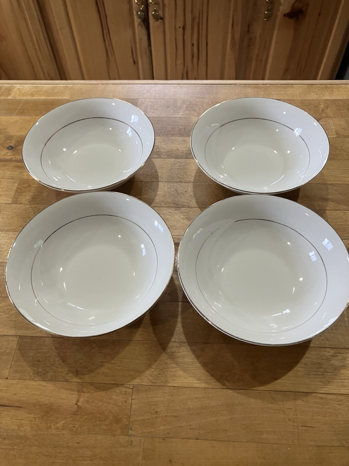 Gibson Everyday Bowls White With Gold Trim Qty 4