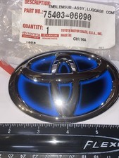 201-2025 Toyota Blue Rear Luggage Compartment Door Emblem 75403-06090 201-2025 Toyota Blue Rear Luggage Compartment Door Emblem 75403-06090