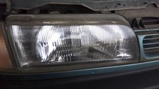 Feu avant (phare) Nissan SUNNY