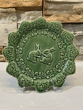 Bordallo Pinheiro Green RABBIT 8 3/8 Salad Scalloped Plate Portugal Vintage