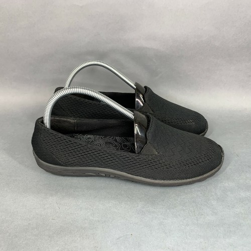 skechers willows