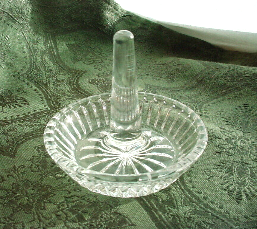 Elegant Starburst Clear Glass Ring Dish Holder  -image
